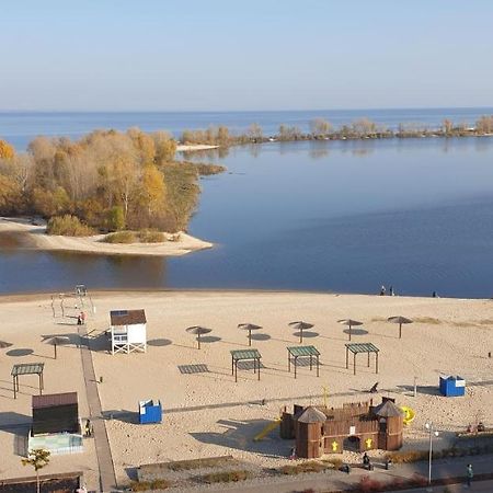 Apartament Near Dnieper Tjerkasy Exteriör bild