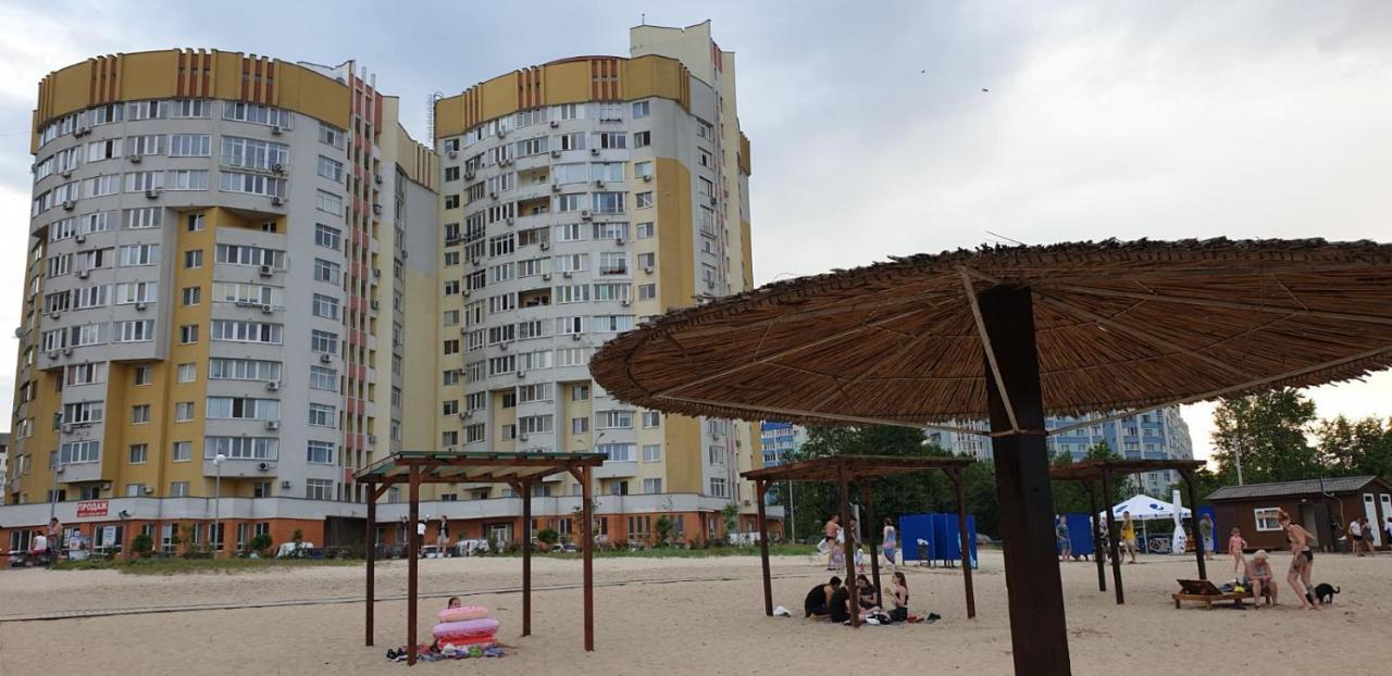 Apartament Near Dnieper Tjerkasy Exteriör bild