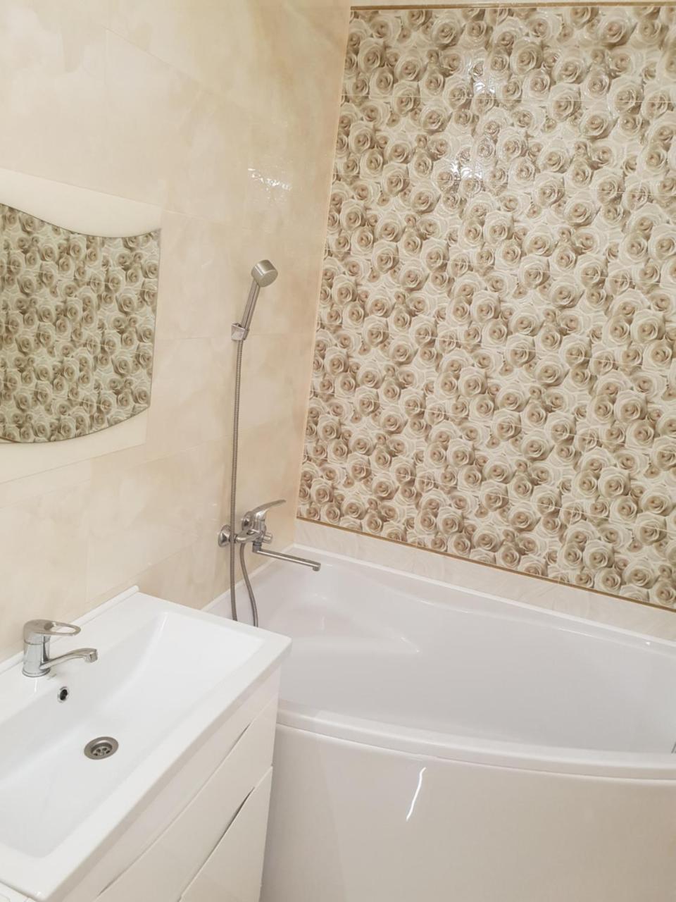 Apartament Near Dnieper Tjerkasy Exteriör bild