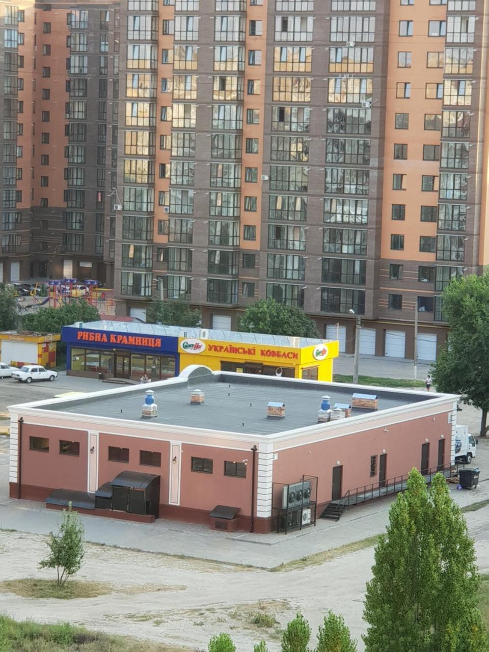 Apartament Near Dnieper Tjerkasy Exteriör bild